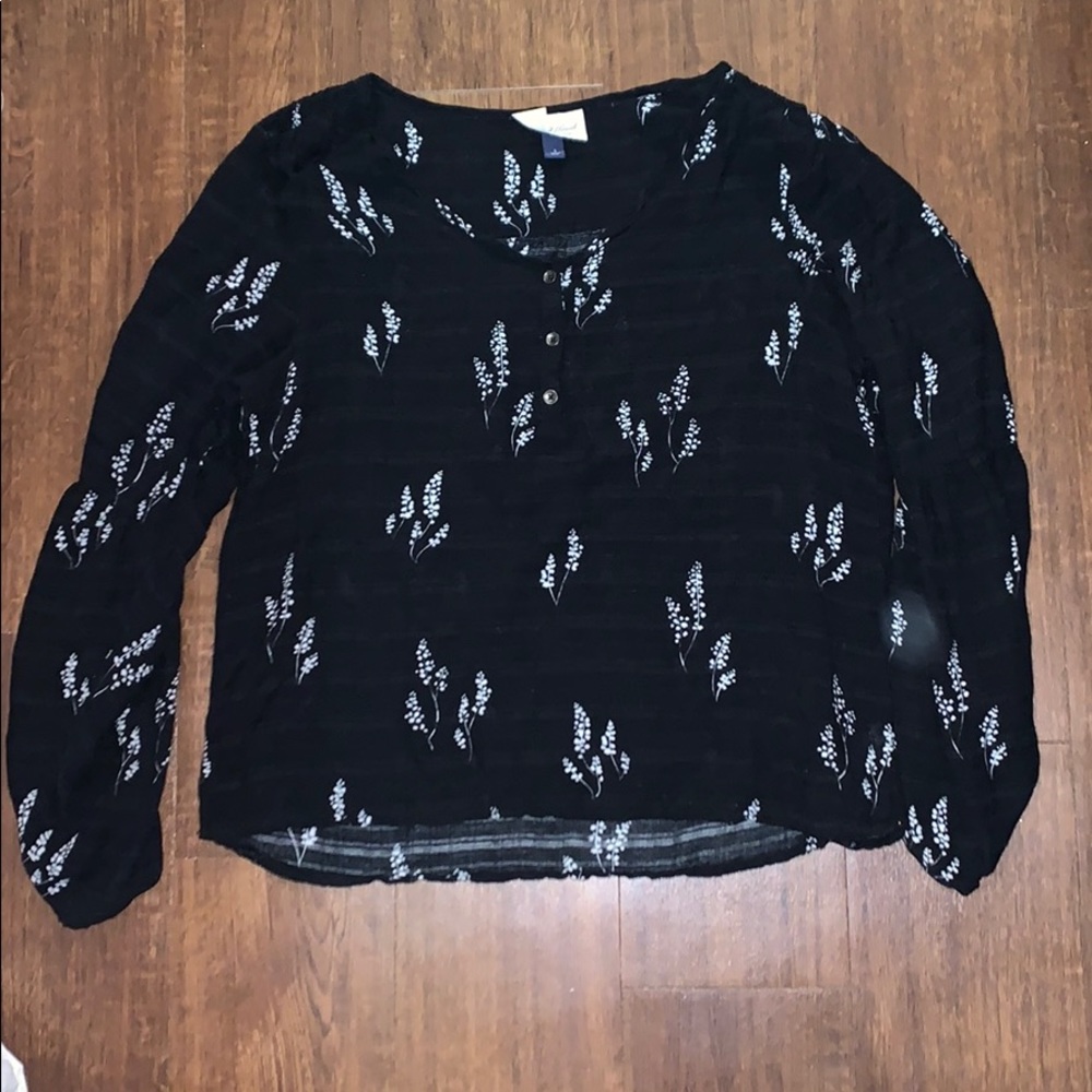 UNIVERSAL THREAD TOP SM